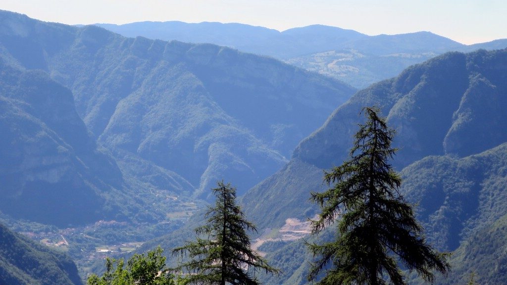 Blick vom Ex Forte Belvedere - Gschwend ins Val d Astico